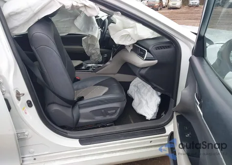 2018 Toyota Camry Xle из США, поврежденный, VIN 4T1B11HK7JU002335